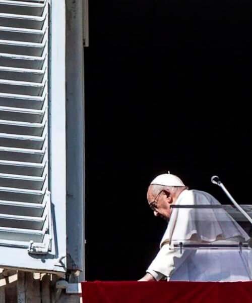 El papa Francisco no rezará el Ángelus en la ventana del palacio pontificio: cuál es la razón